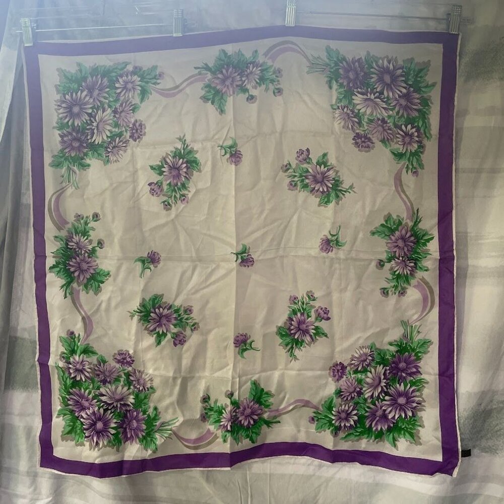 Vintage 50s Another Hit PURPLE DAISIES Rayon SCARF 30" x 30" Made In Japan